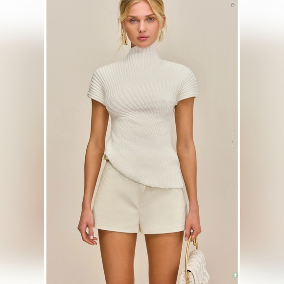 B13. NWT CULT GAIA ANNEMIE KNIT TOP - Picture 1 of 8